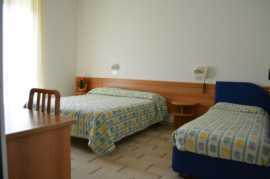 Hotel Zani Cervia Pokoj fotografie